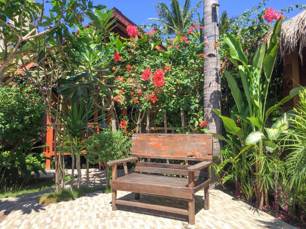Giliranta Hotel Gili Trawangan Exterior photo